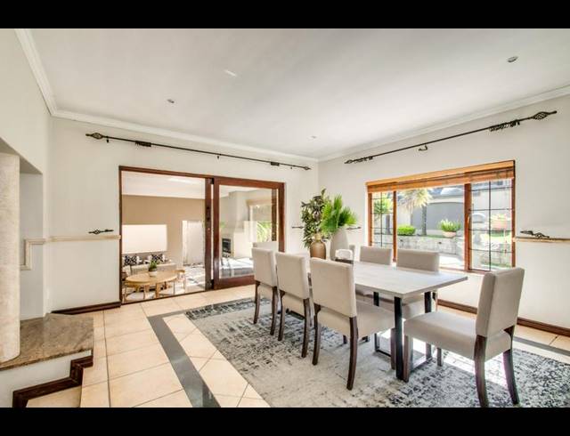 4 BEDROOM HOUSE FOR SALE IN CRAIGAVON